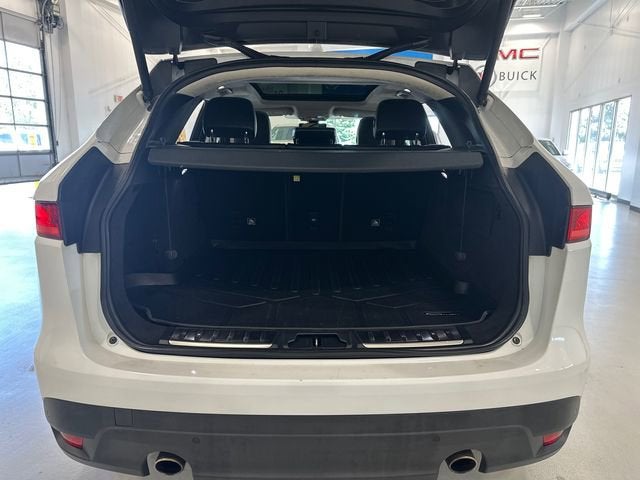 2019 Jaguar F-PACE 25t Premium