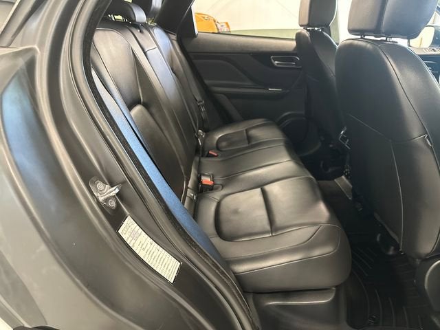 2019 Jaguar F-PACE 25t Premium