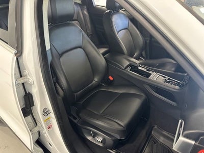2019 Jaguar F-PACE 25t Premium