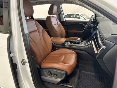 2023 Audi Q7 Premium Plus