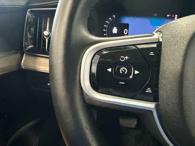 2025 Volvo XC90 Plus