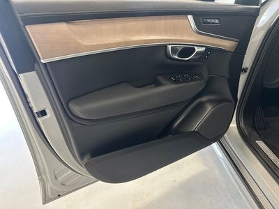2025 Volvo XC90 Plus