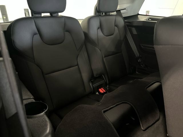 2025 Volvo XC90 Plus