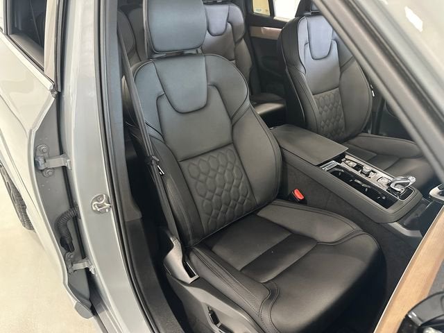 2025 Volvo XC90 Plus
